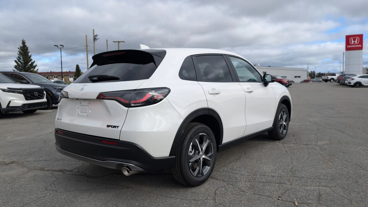 2027 Honda HR-V Sport Main Image