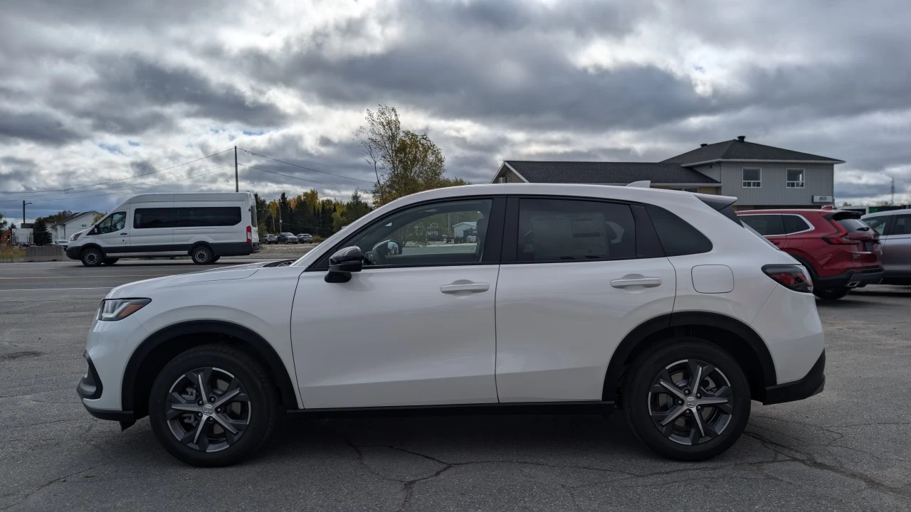 2027 Honda HR-V Sport Main Image