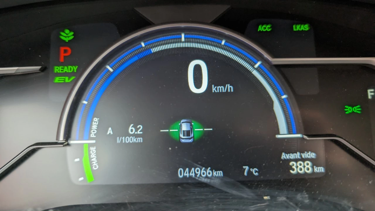 2019 Honda Clarity Plug-In Hybrid Touring Main Image