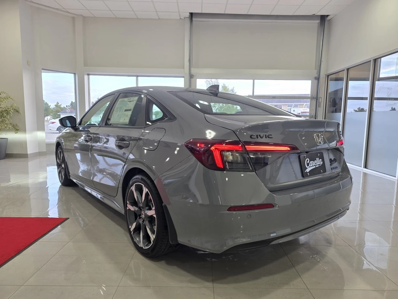 2026 Honda Civic Touring hybride berline Sport Main Image