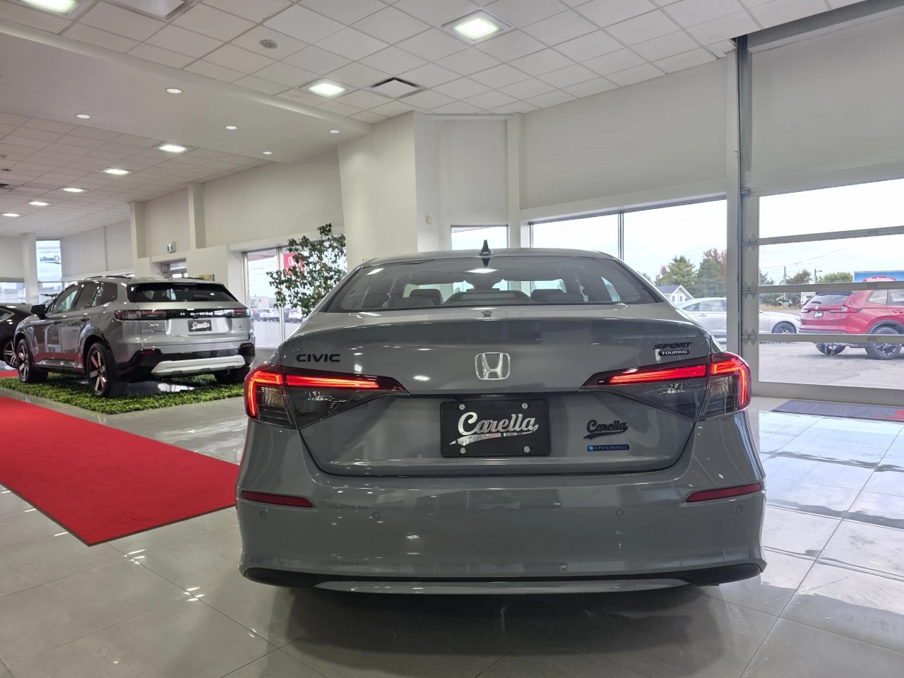 2026 Honda Civic Touring hybride berline Sport Main Image