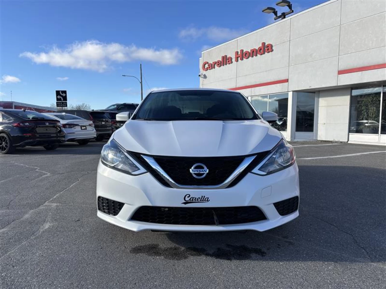 2017 Nissan Sentra S/SV/SL Image principale