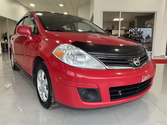 Nissan Versa 1.8 2012
