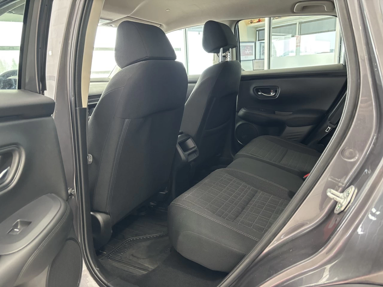 2023 Honda HR-V LX Main Image