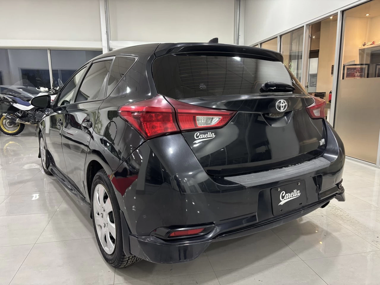 2017 Toyota Corolla iM 4dr HB Main Image