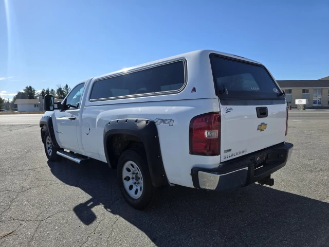 Chevrolet Silverado WT 2010