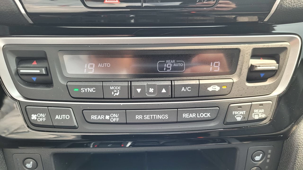 2022 Honda Passport Touring Main Image