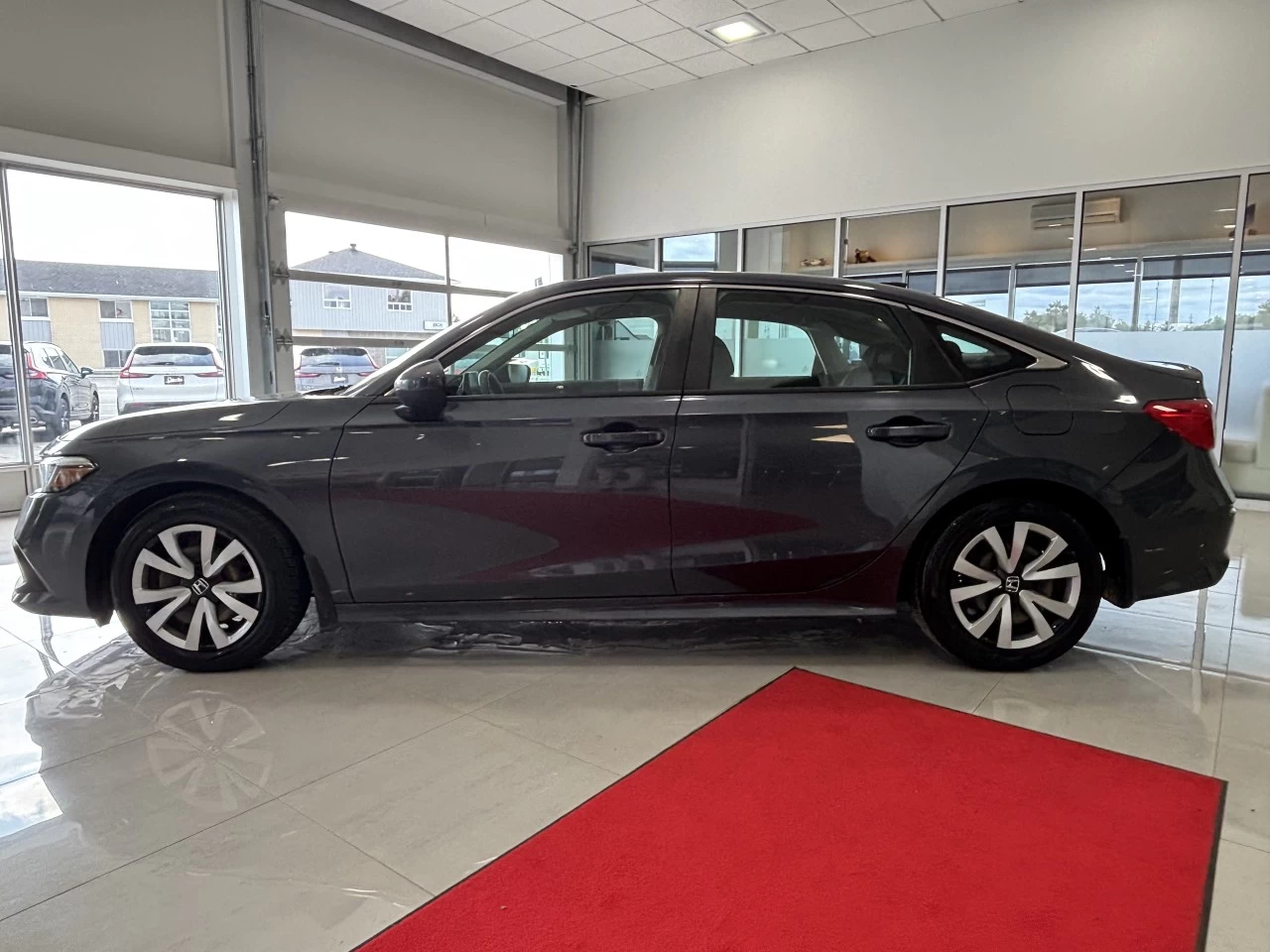 2022 Honda Civic LX Main Image