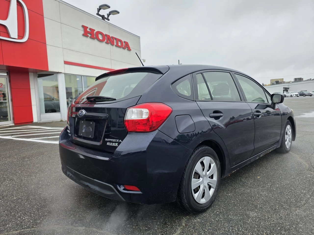 2015 Subaru Impreza 2.0i Main Image