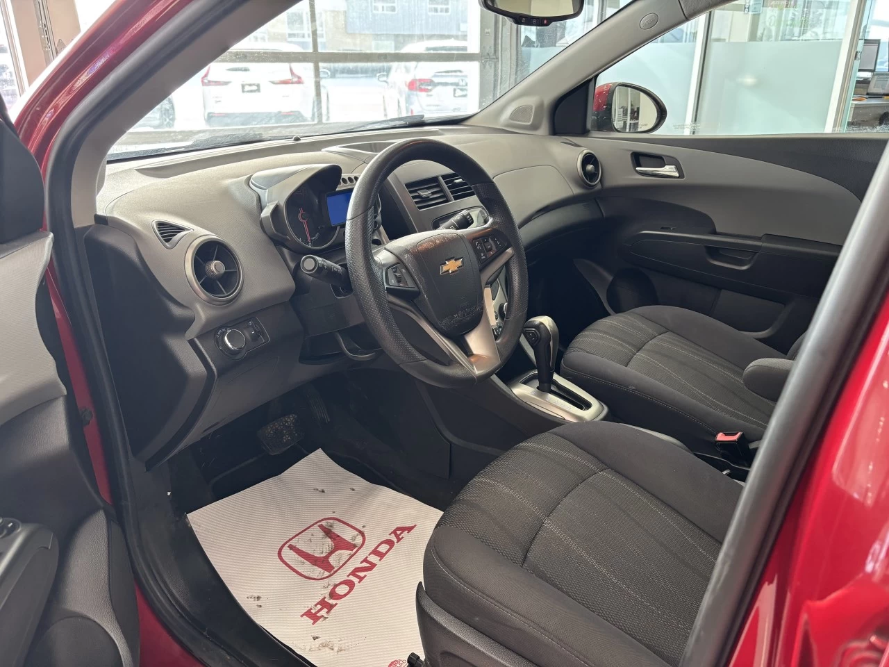 2012 Chevrolet Sonic LT Image principale