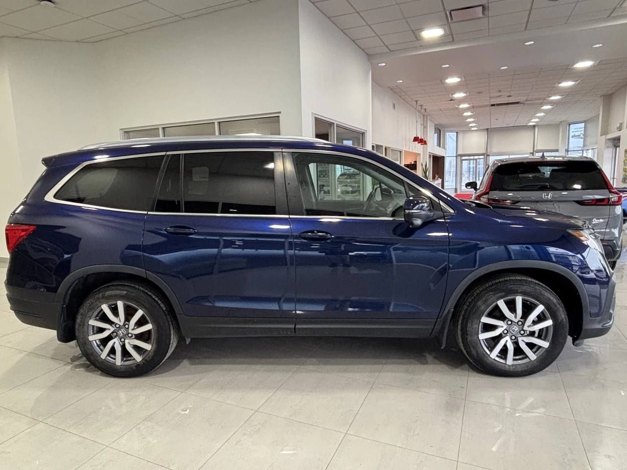 2020 Honda Pilot EX Main Image