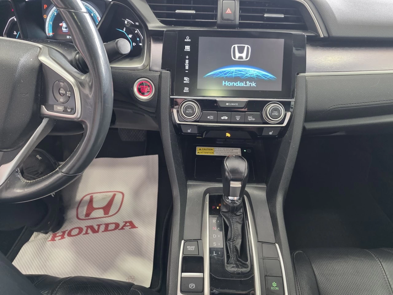 2017 Honda Civic Berline Touring Main Image