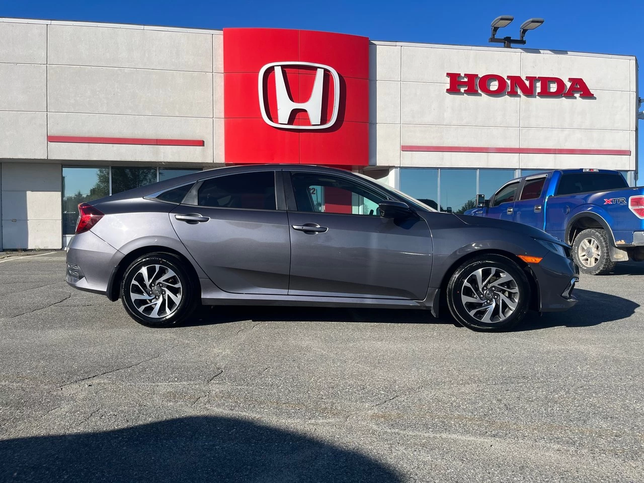 2020 Honda Civic Sedan EX Image principale