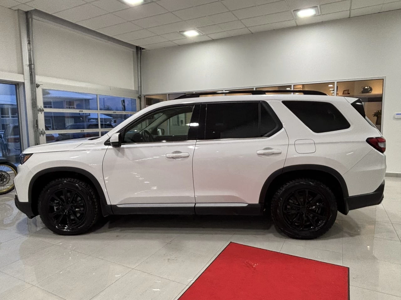 2025 Honda Pilot Touring Main Image