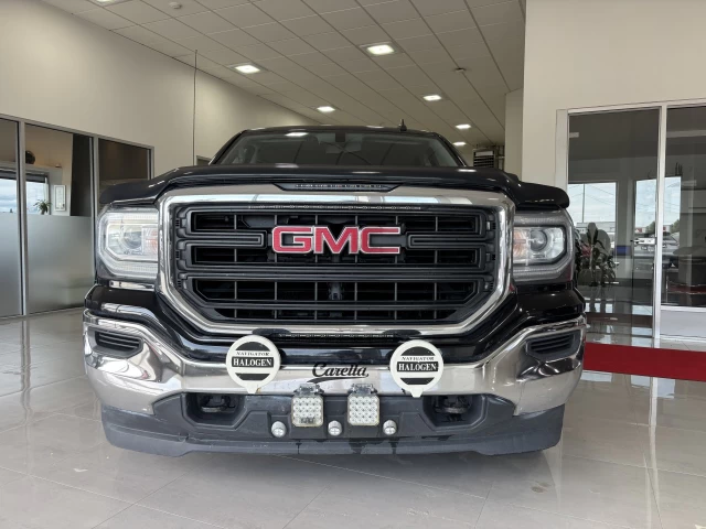 GMC Sierra 1500 4WD Crew Cab 2018
