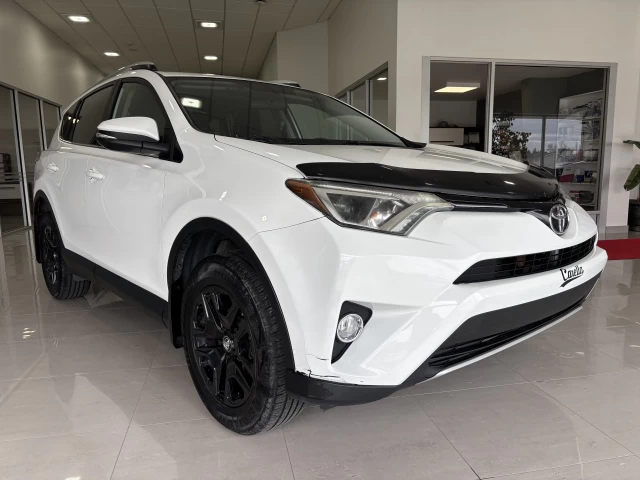Toyota RAV4 XLE 2016
