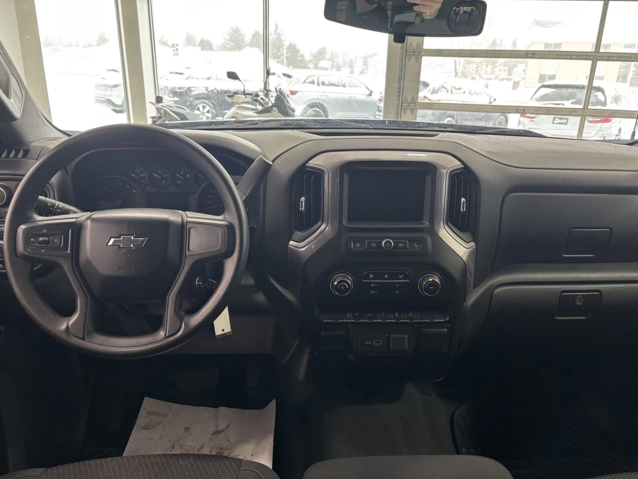 2021 Chevrolet Silverado 1500 Custom Main Image