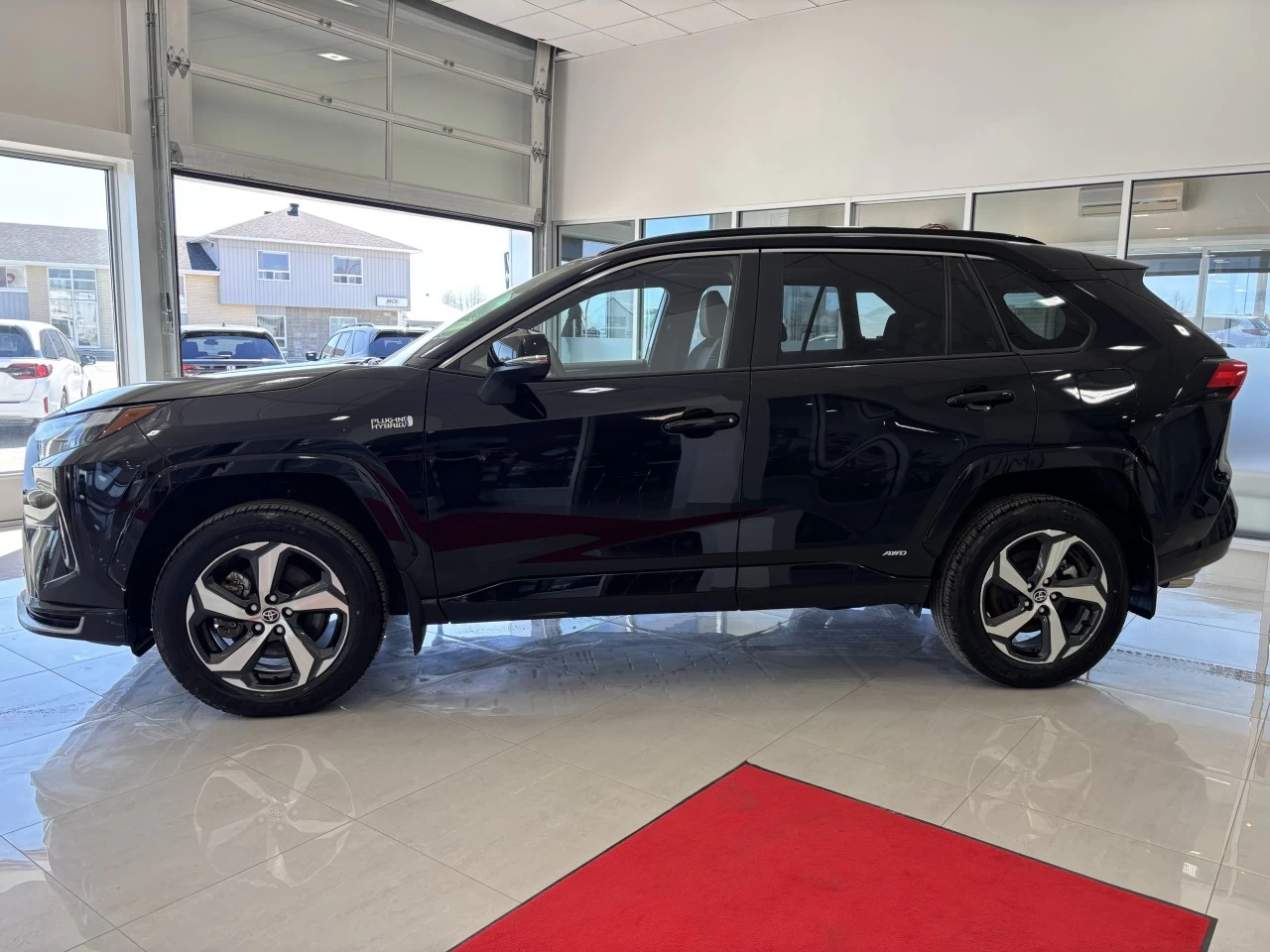 2024 Toyota RAV4 Prime SE/XSE Image principale