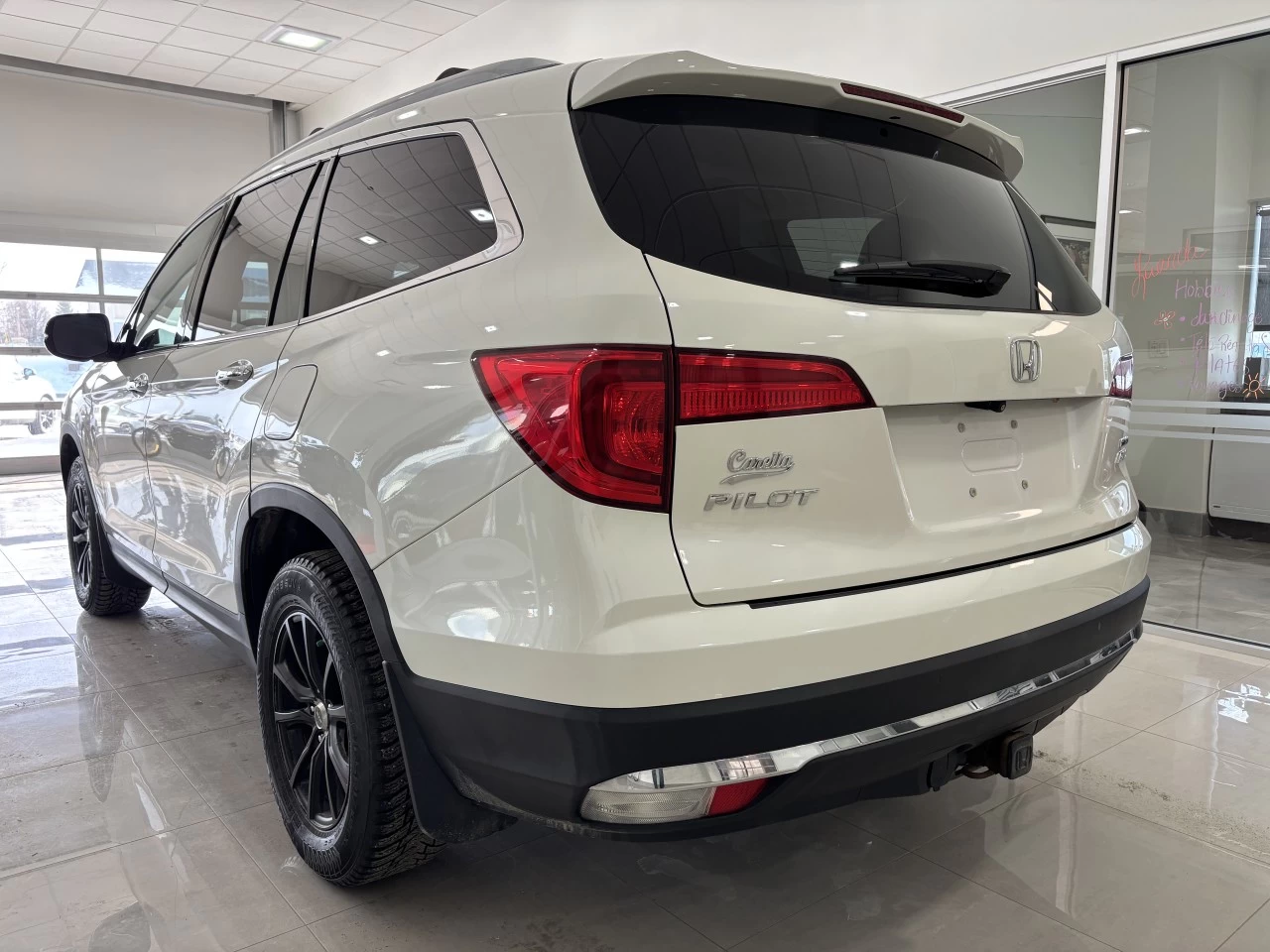 2016 Honda Pilot Touring Main Image