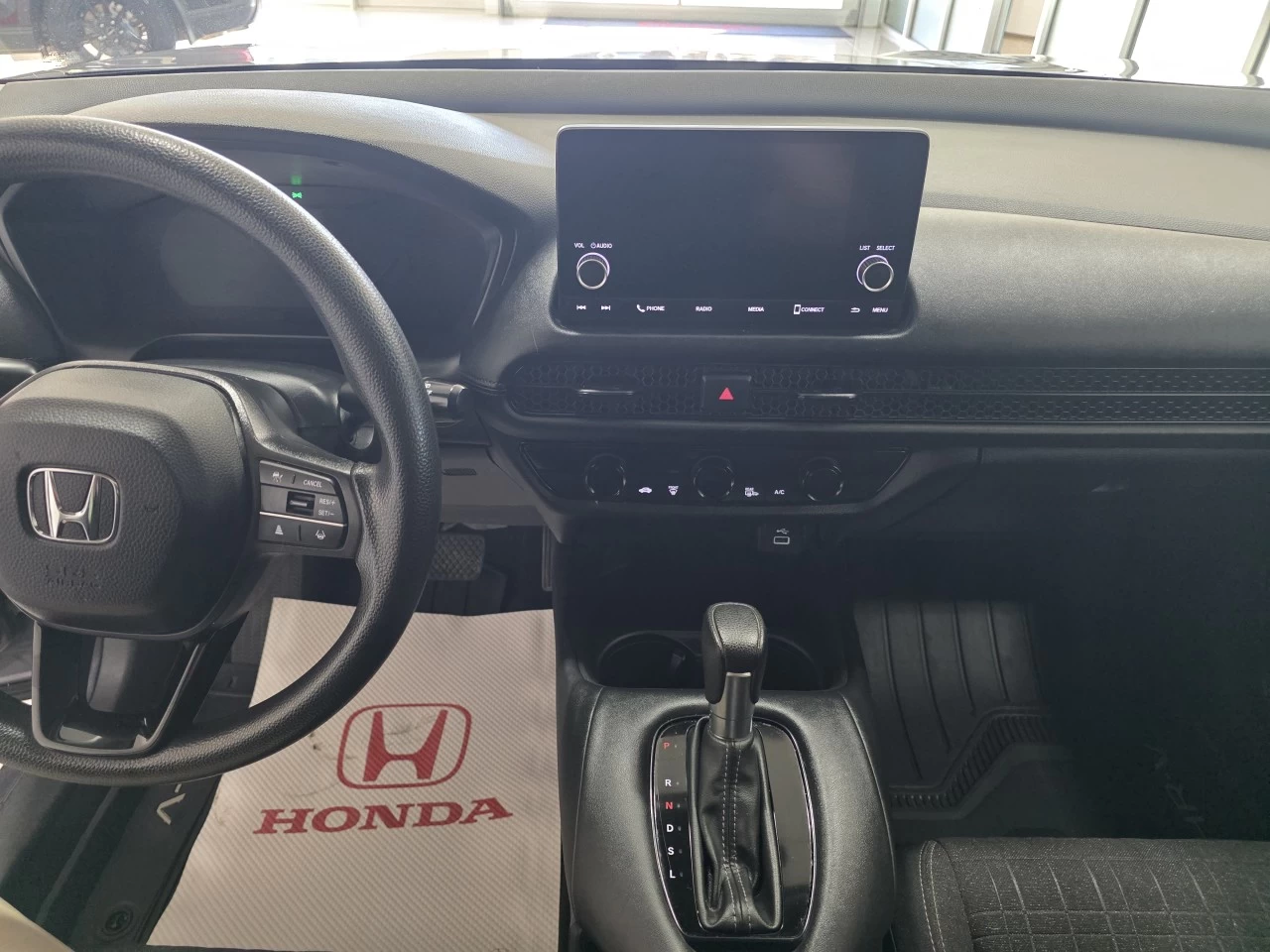 2023 Honda HR-V LX Main Image