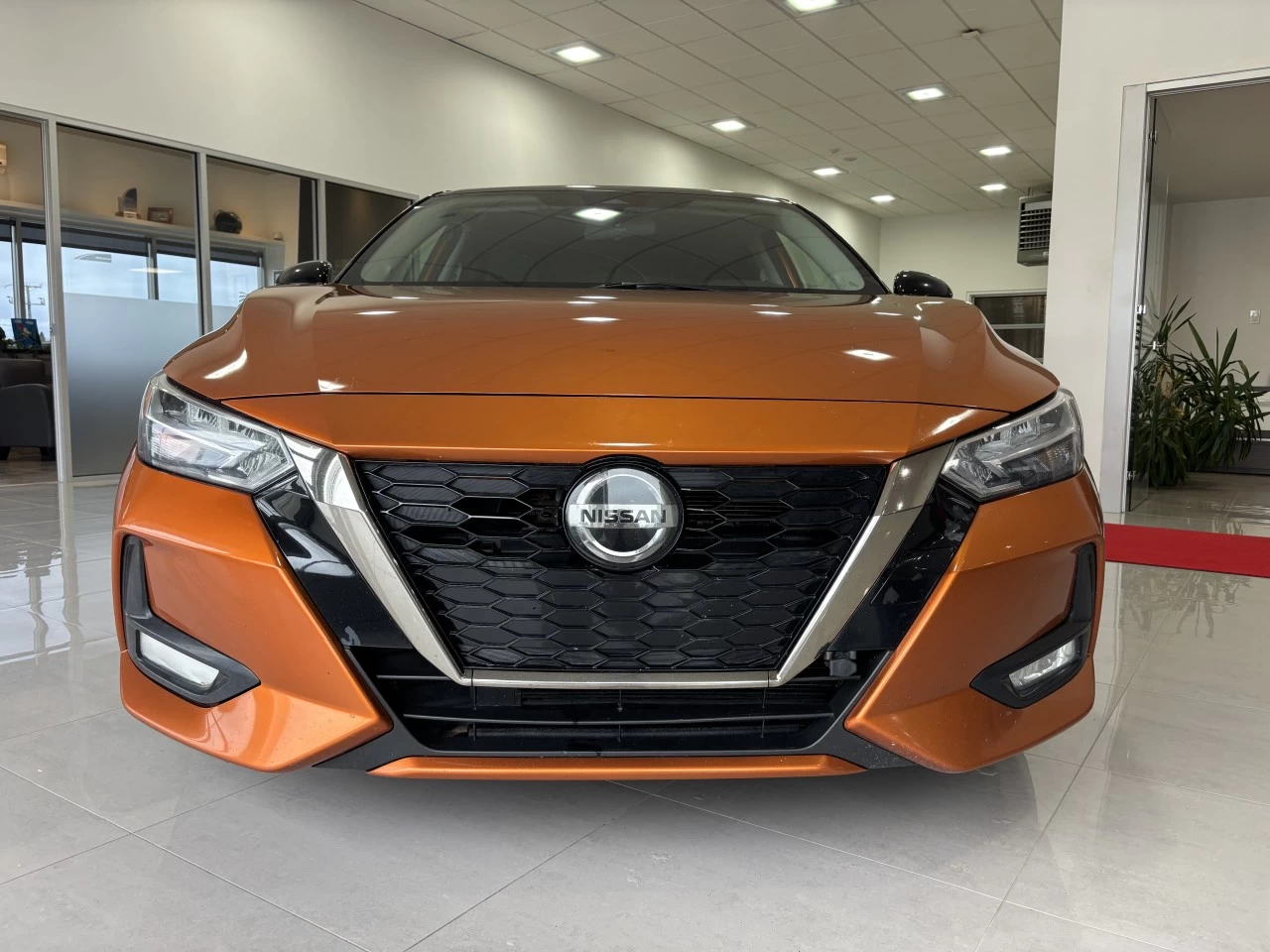 2020 Nissan Sentra SR Image principale