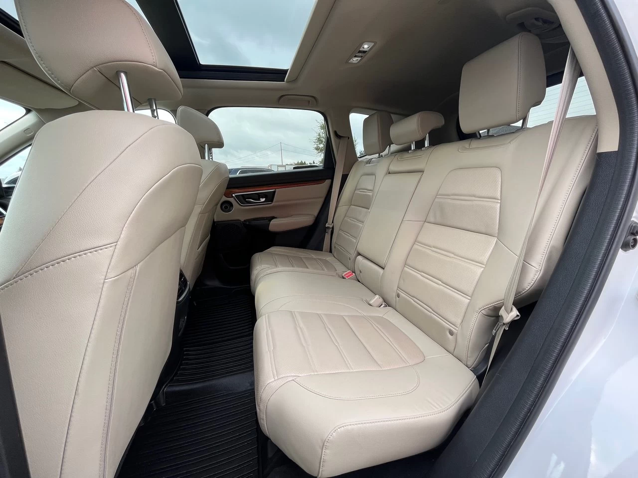 2019 Honda CR-V Touring Main Image