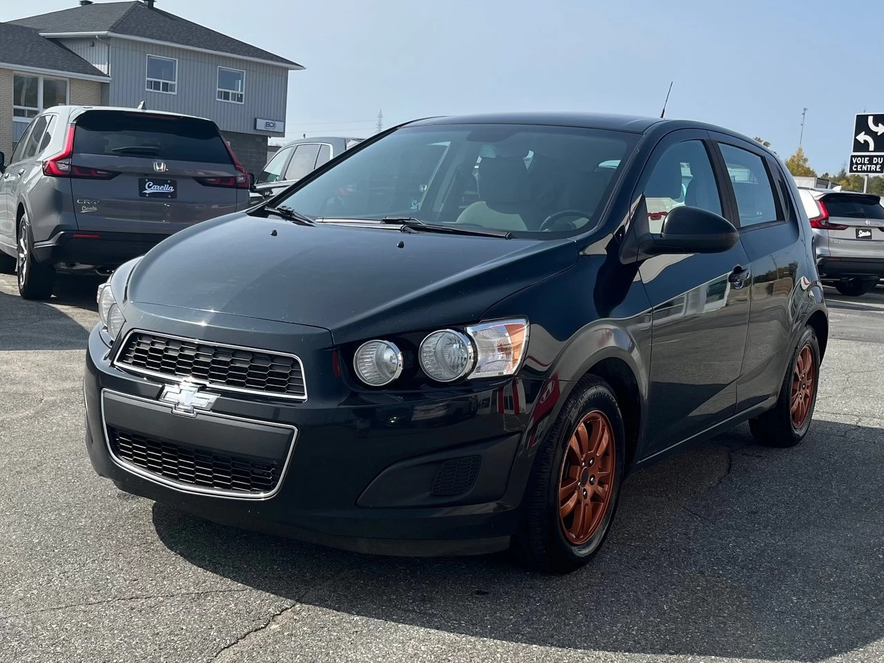 2012 Chevrolet Sonic LS Image principale