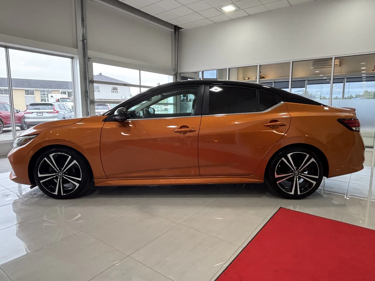 2020 Nissan Sentra SR Image principale