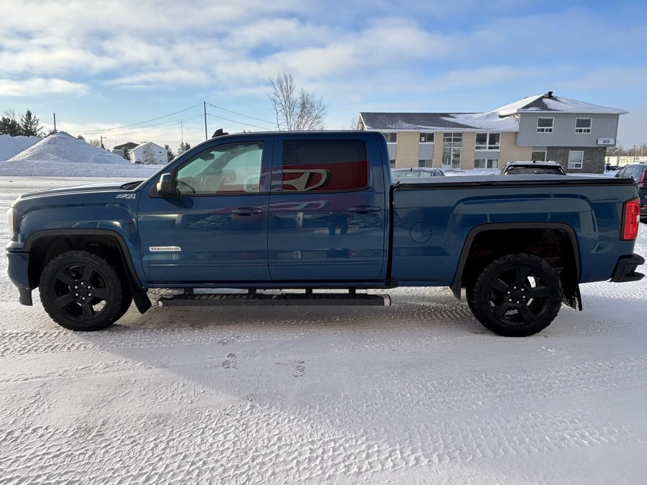 2018 GMC 1500 Series SLE Image principale