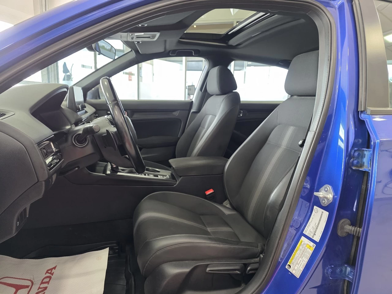 2022 Honda Civic Sport Main Image