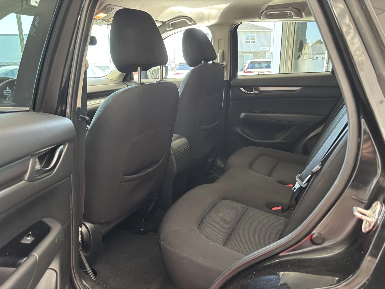 2023 Mazda CX-5 GX Image principale