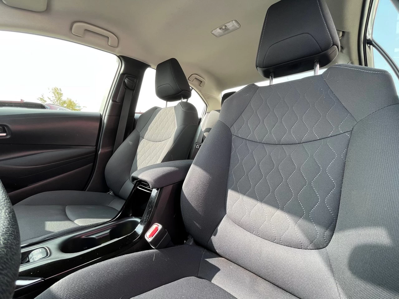 2020 Toyota Corolla Hybrid Image principale