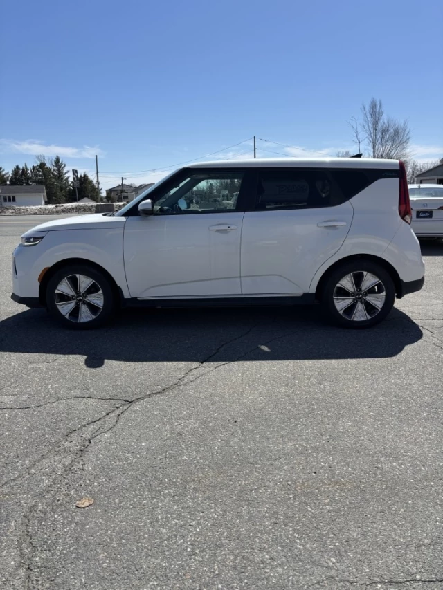 Kia Soul EV  2021