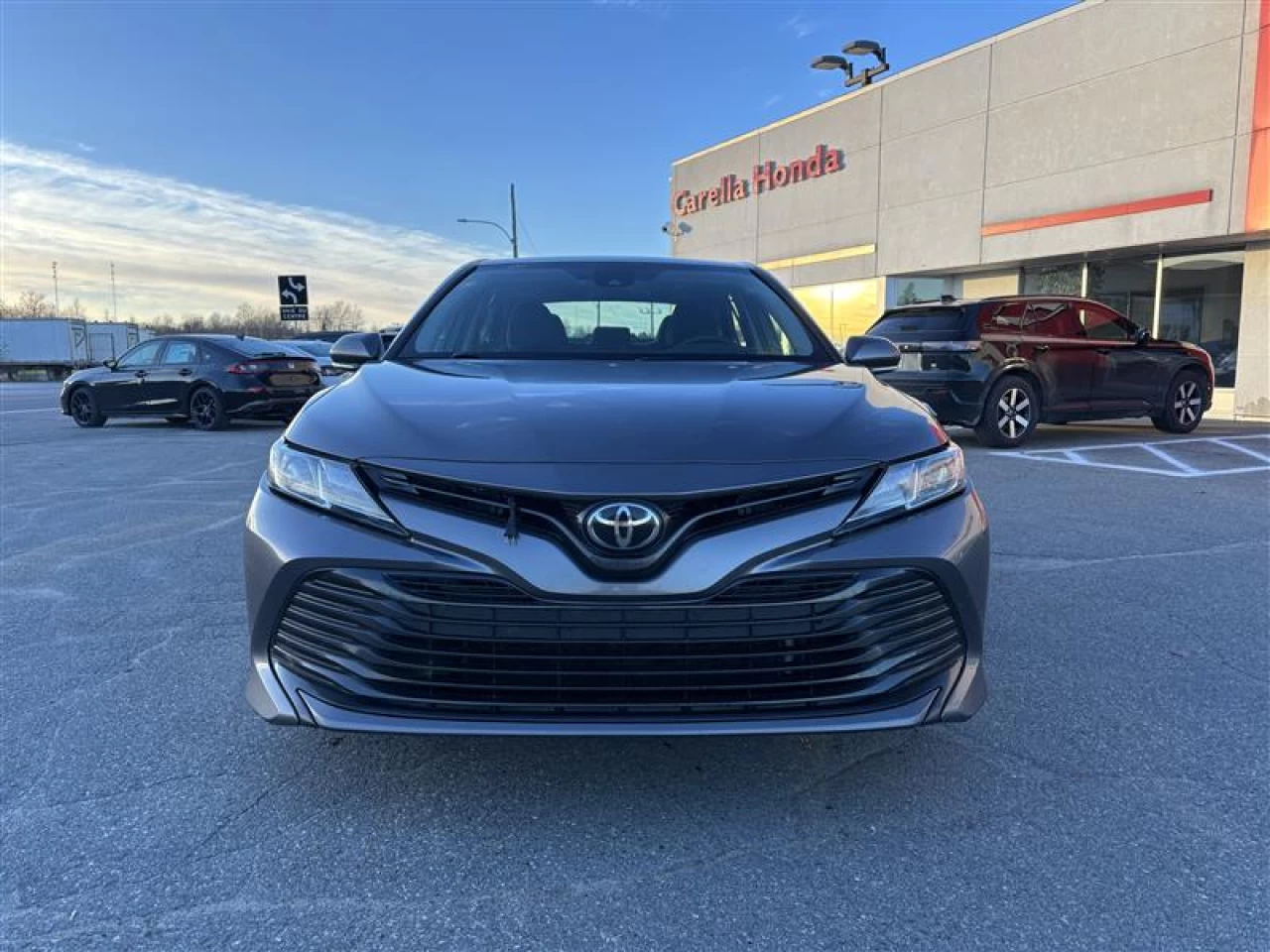 2020 Toyota Camry LE Main Image