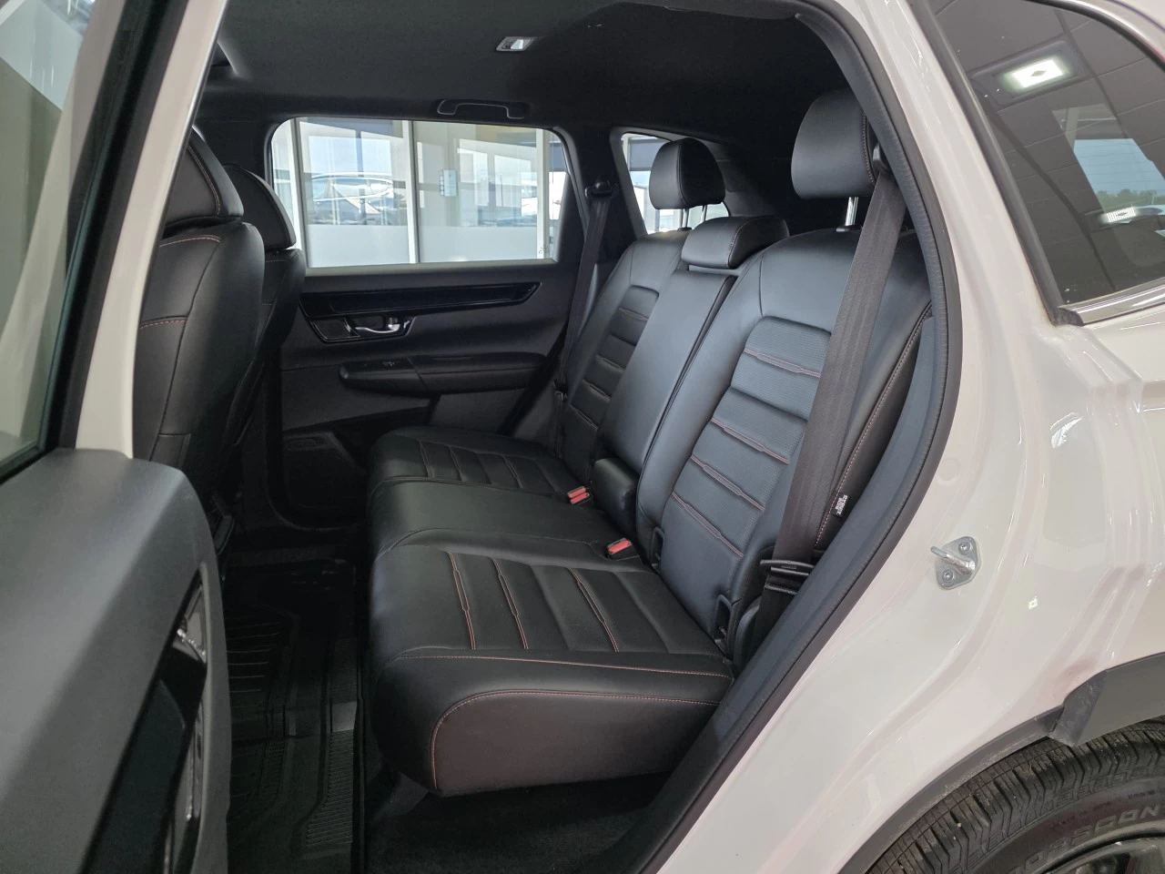 2024 Honda CR-V hybride Touring Main Image