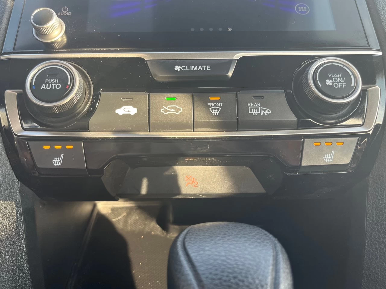 2021 Honda Civic Sedan LX Image principale
