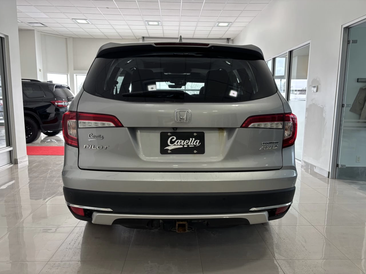 2019 Honda Pilot Touring 7-Passenger Main Image