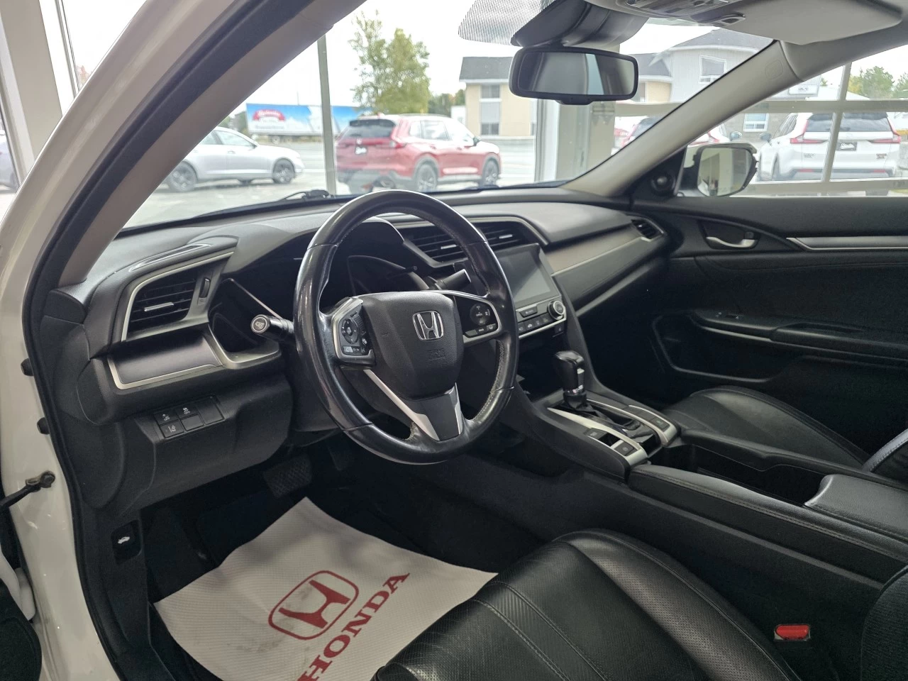 2017 Honda Civic Berline Touring Main Image