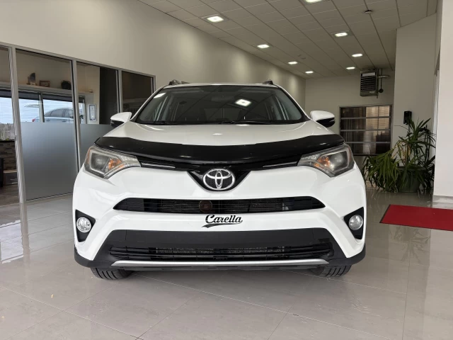 Toyota RAV4 XLE 2016