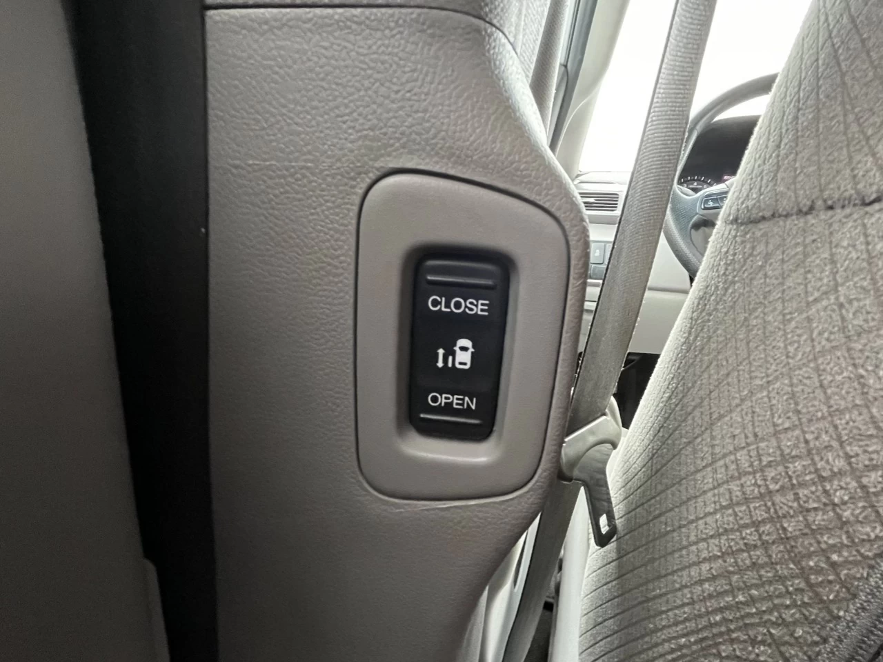 2014 Honda Odyssey EX Main Image
