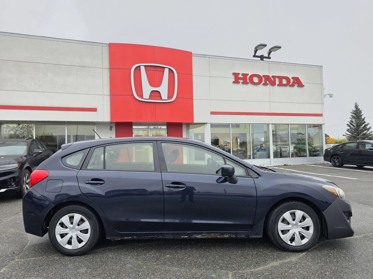 2015 Subaru Impreza 2.0i Main Image