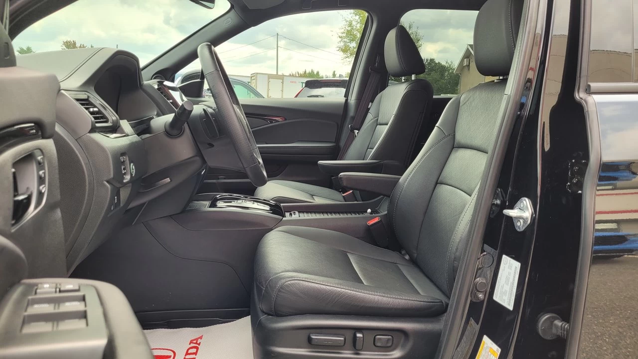 2022 Honda Passport Touring Main Image